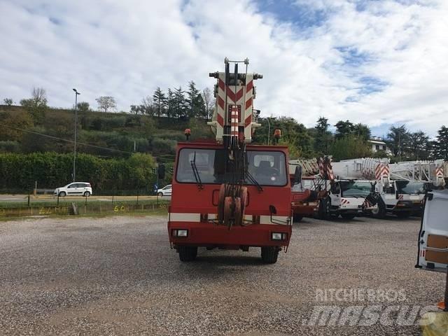 Rigo RTT600 Gruas Fora-de-estrada