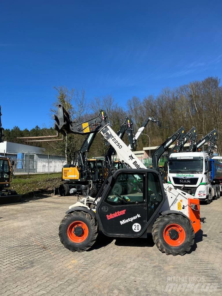 Bobcat T 2250 Manipulador telescópico