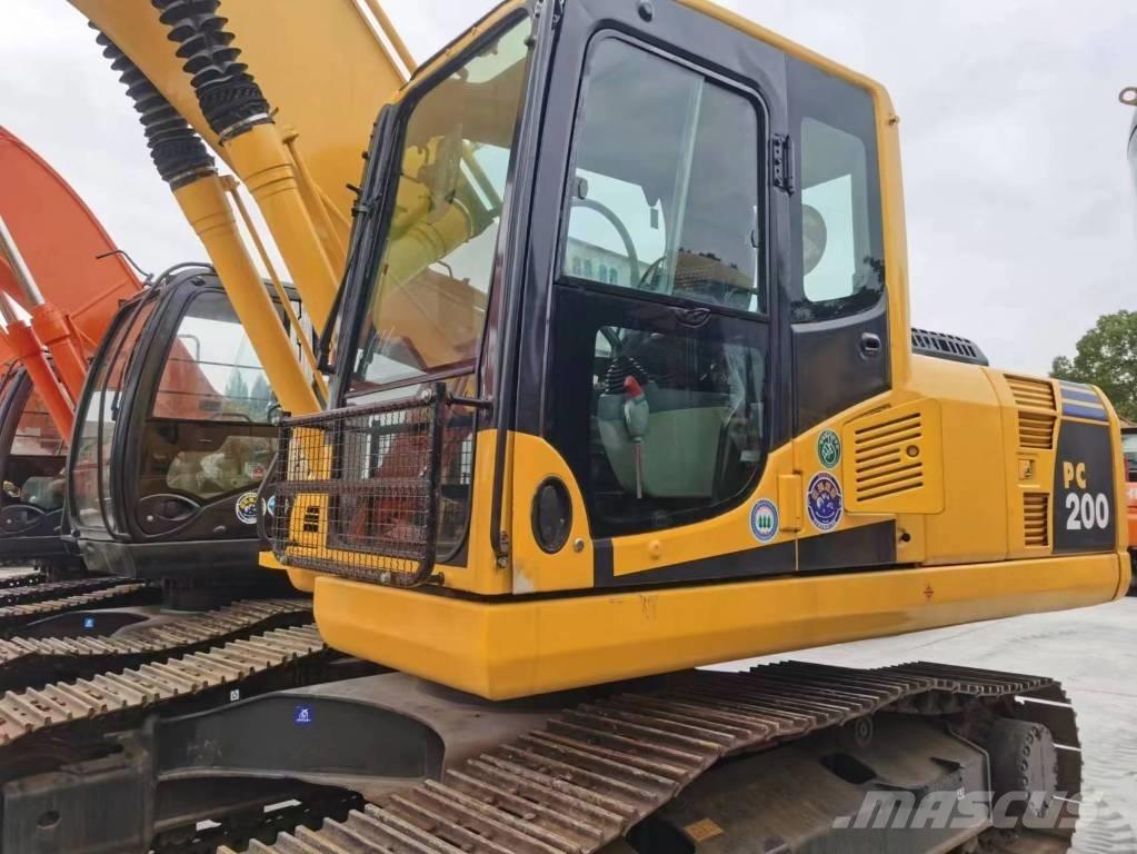 Komatsu PC 200-8 Escavadeiras de esteiras