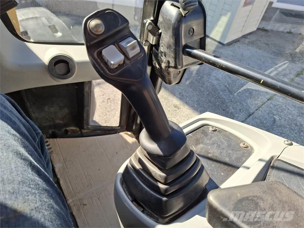 CAT 906H2 Carregadeiras de rodas