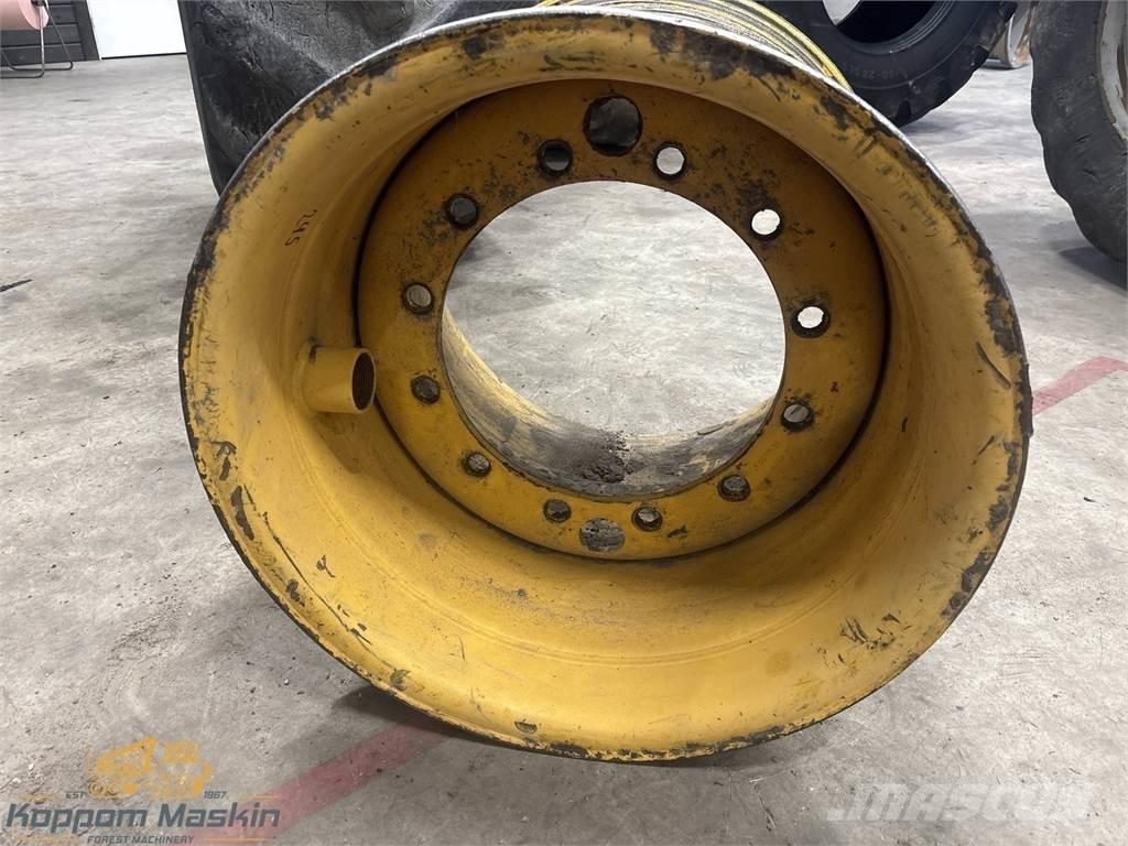 Rottne F18 24x26,5 Pneus