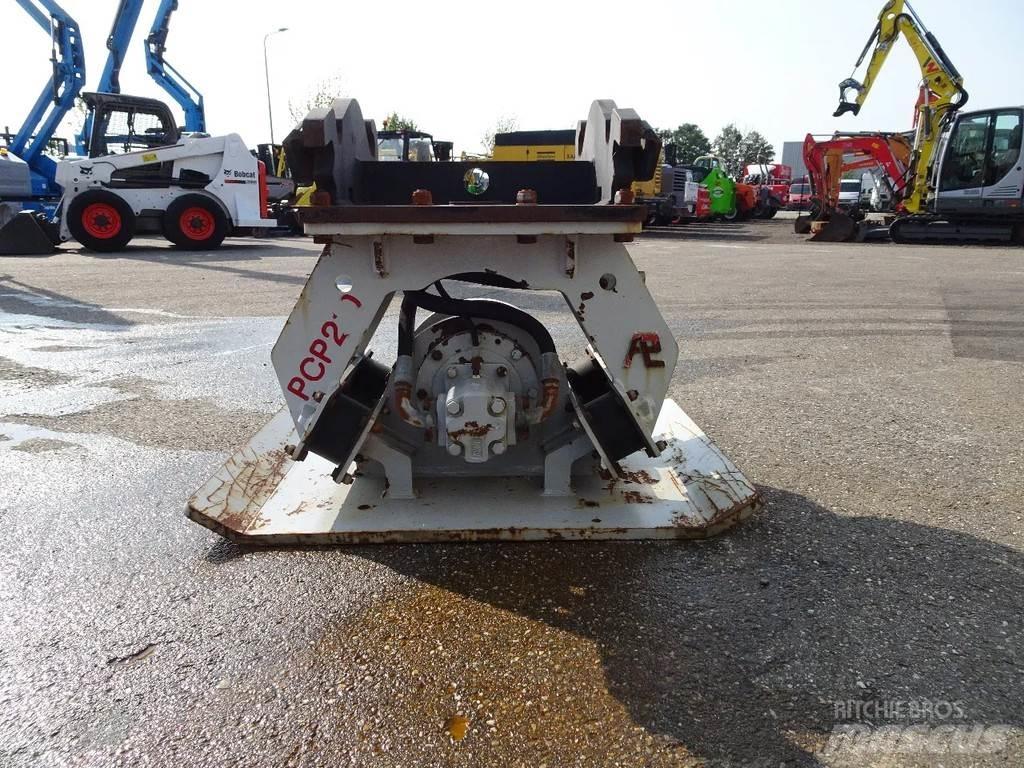 Pladdet PCP210 Bate-estacas vibratório