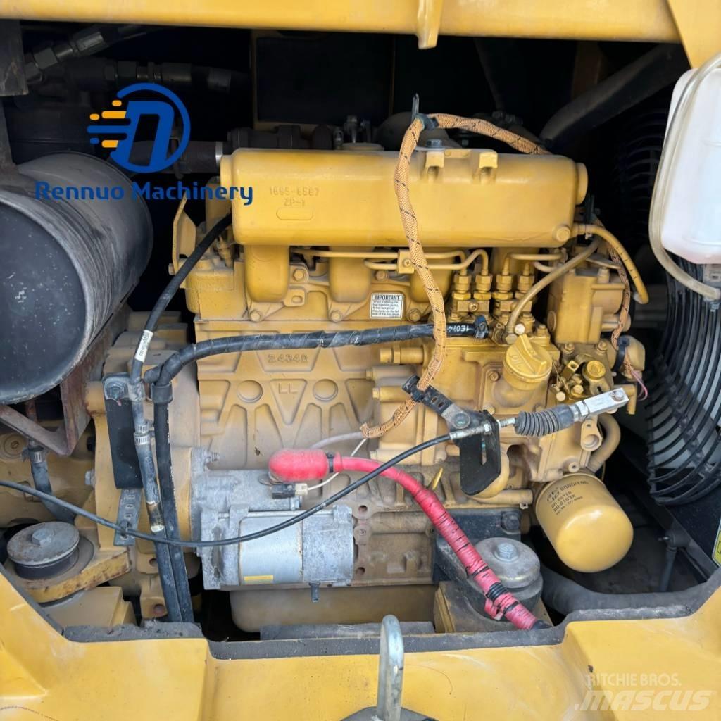CAT 306E2 Miniescavadeiras