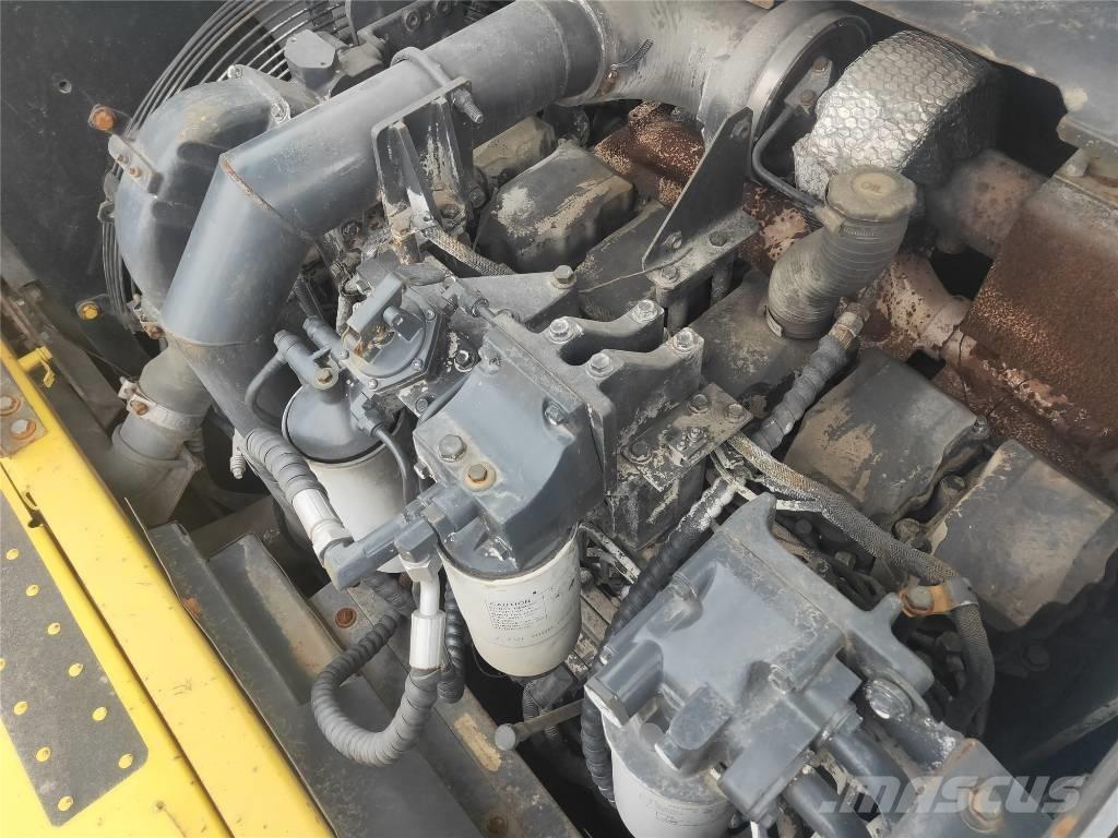 Komatsu PC460-8 Escavadeiras de esteiras