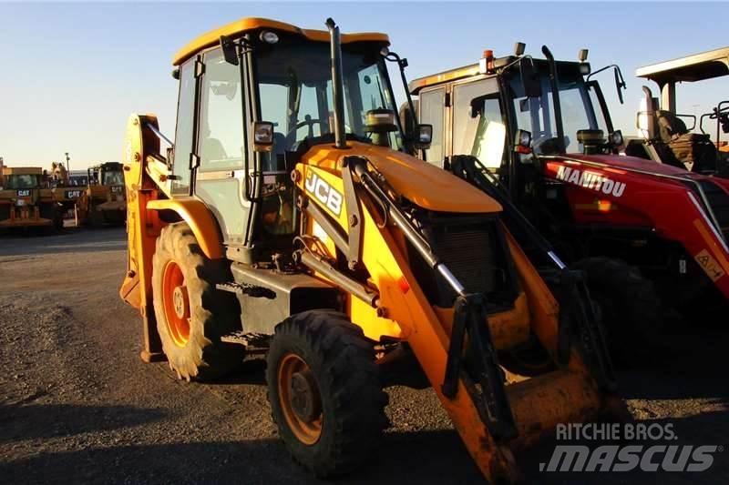 JCB 3DX Retroescavadeiras