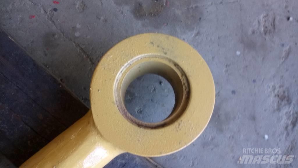 CAT 988 B Lanças e braços dippers
