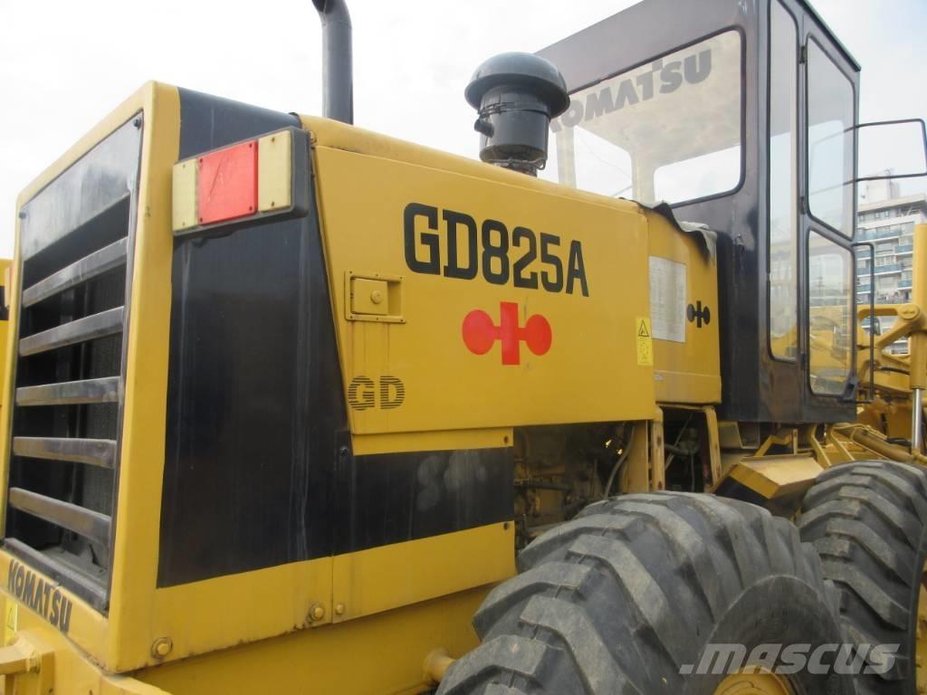 Komatsu GD 623 Motoniveladoras