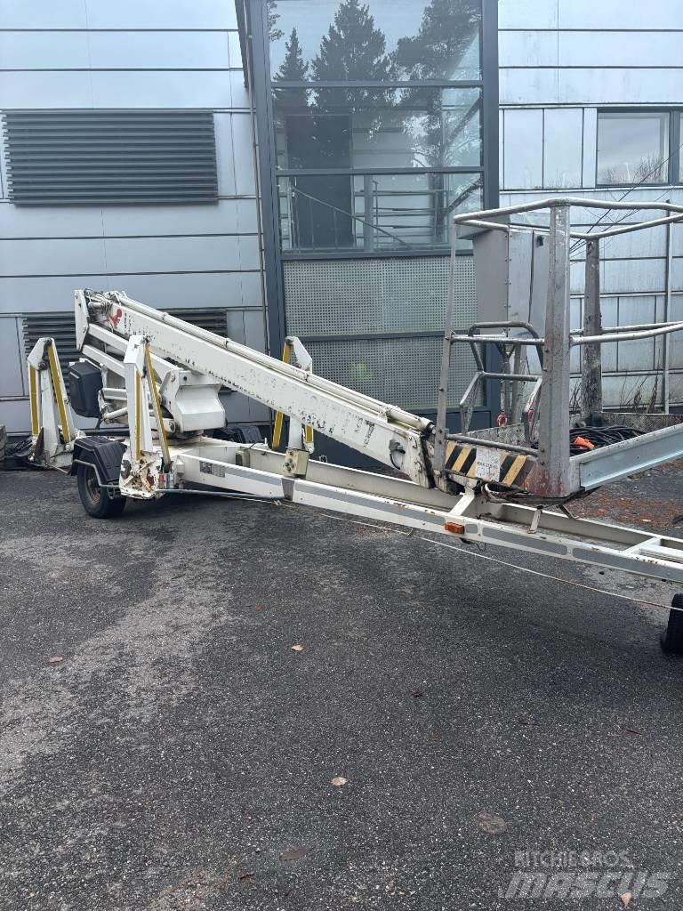 Dinolift 210 T Plataformas aéreas montadas em atrelados