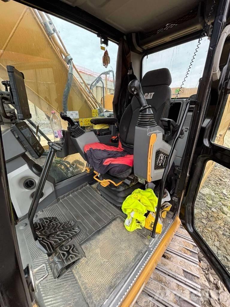 CAT 320 Escavadeiras de esteiras