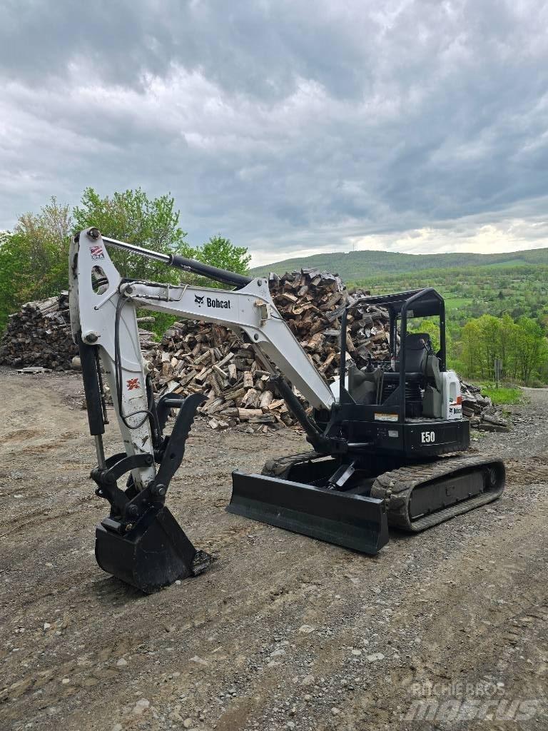 Bobcat E 50 Miniescavadeiras
