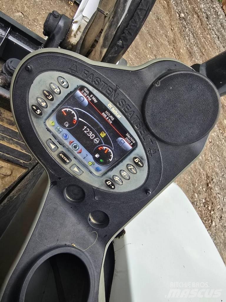 Bobcat E 50 Miniescavadeiras