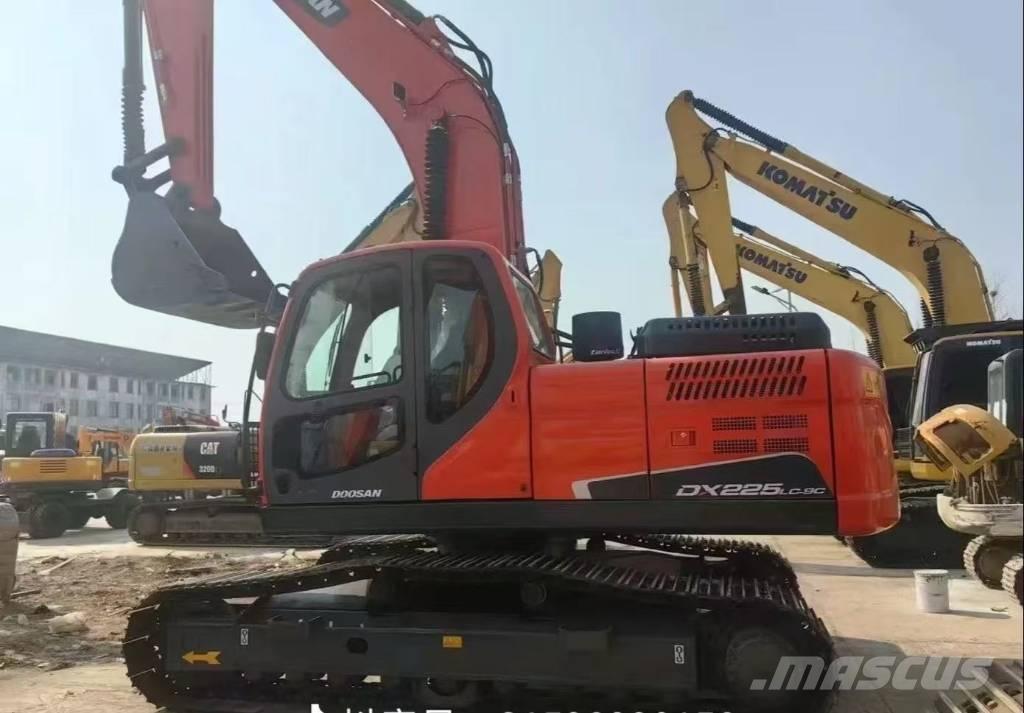 Doosan DX 225 LC Escavadeiras de esteiras