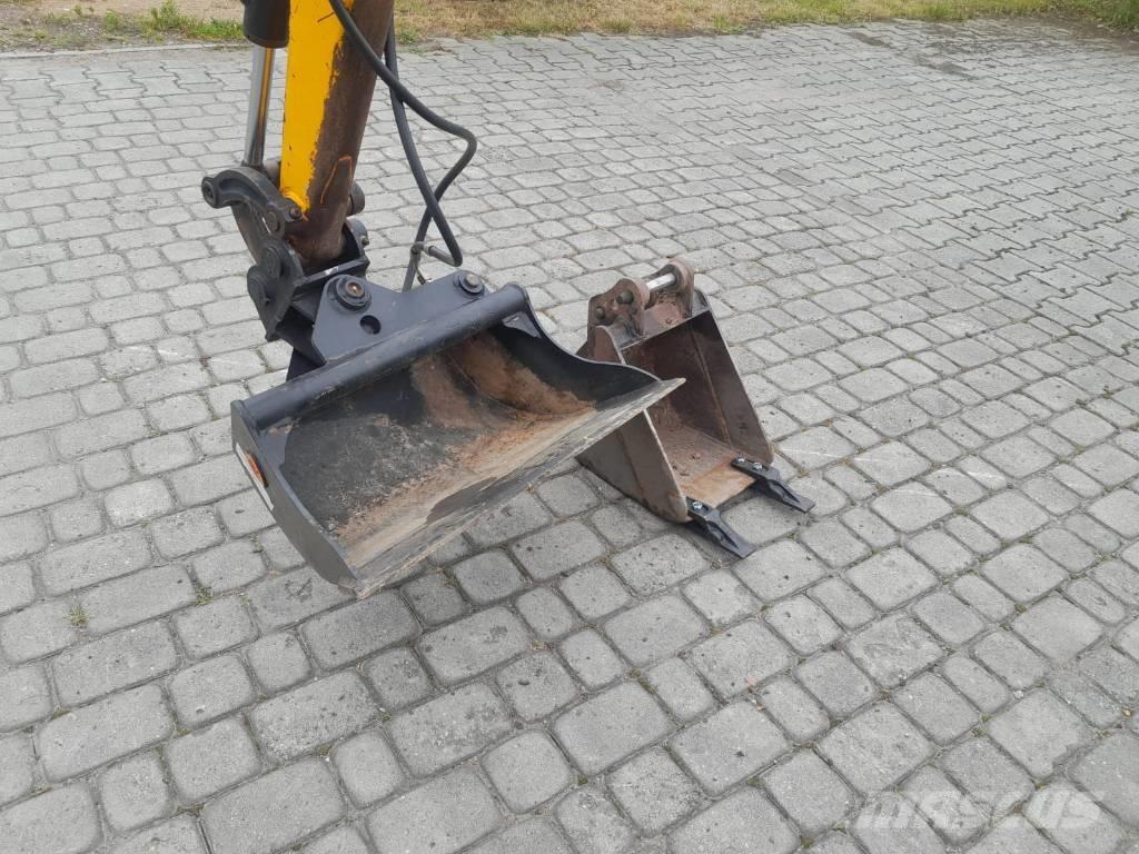 JCB 8018 Miniescavadeiras