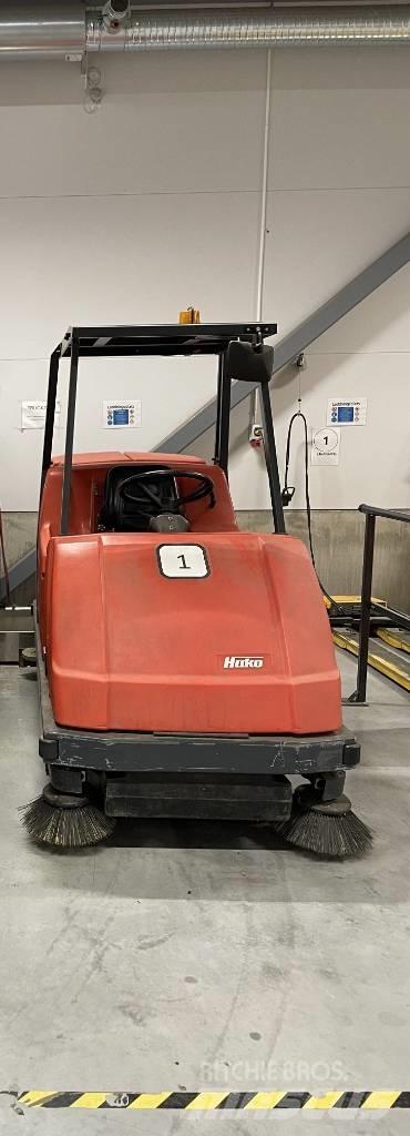 Hako B 1100 Máquinas lavadoras e varredoras