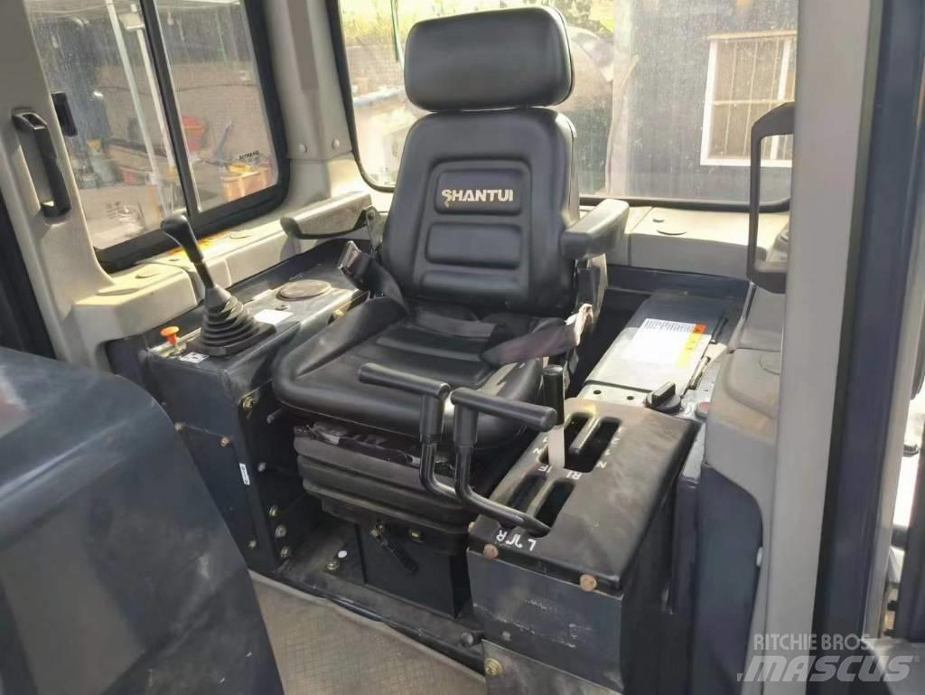 Shantui SD 16 Dozers - Tratores rastos
