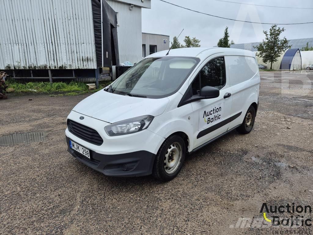 Ford Courier Carrinhas de caixa fechada