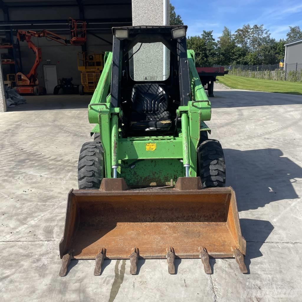 Gehl 3825 Minicarregadeiras