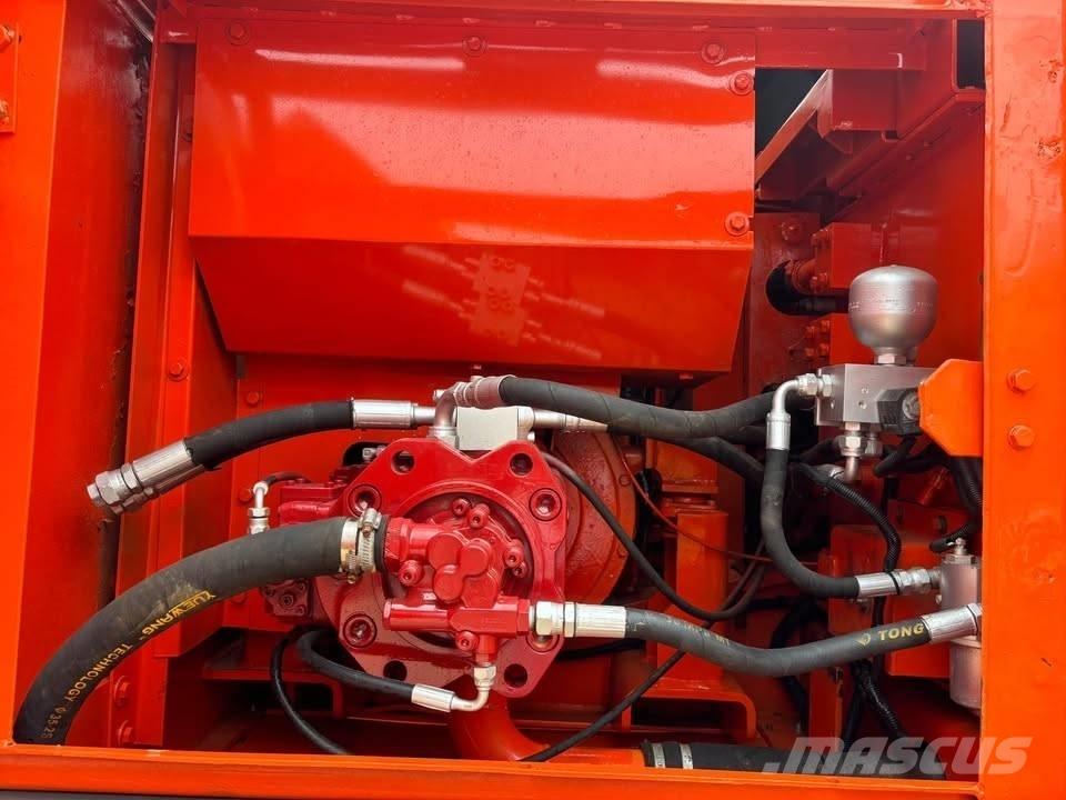 Doosan DX 225 LCA Escavadeiras de esteiras