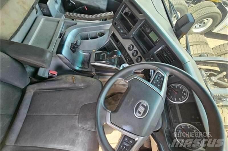 UD TRUCKS QUON Outros Camiões