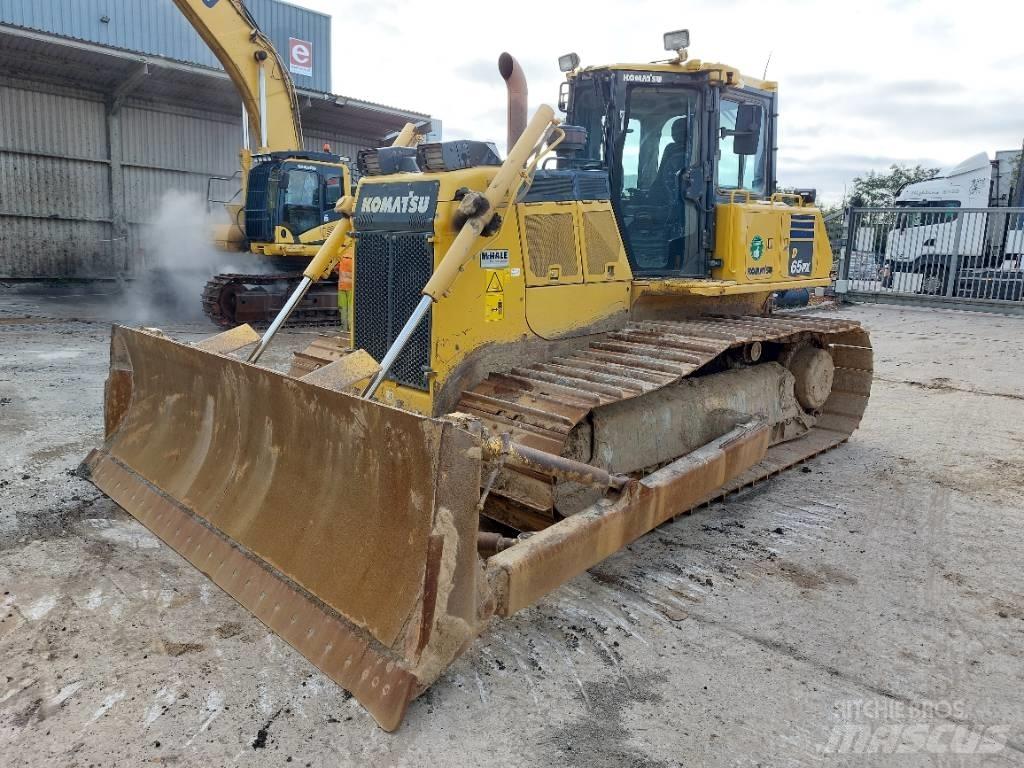 Komatsu D65PX-18 Dozers - Tratores rastos