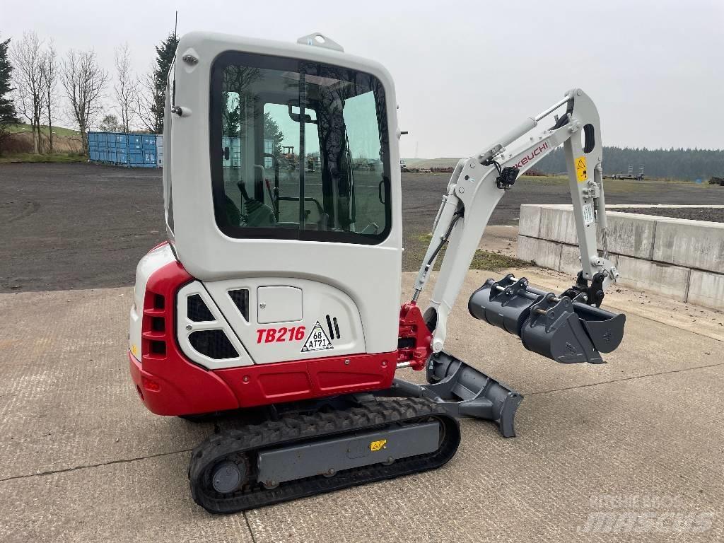 Takeuchi TB 216 Miniescavadeiras