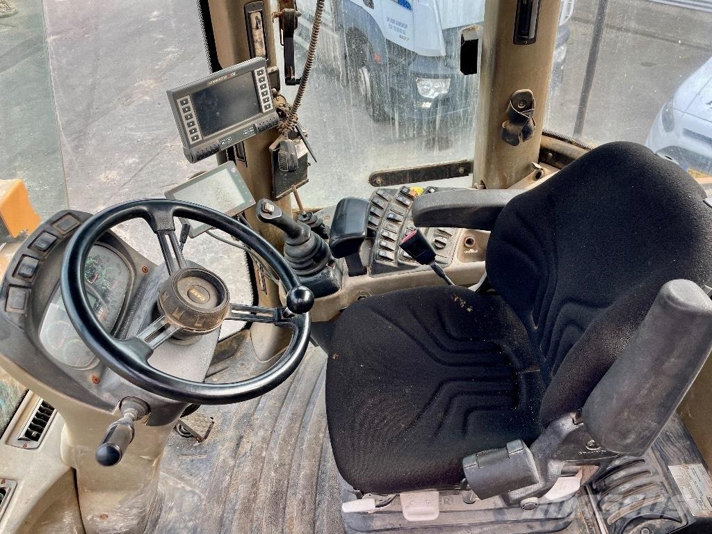 CASE 721F Carregadeiras de rodas