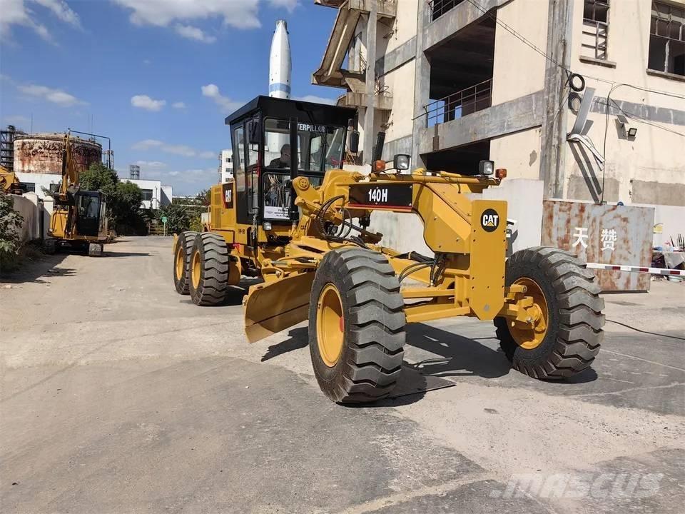 CAT 140H Motoniveladoras