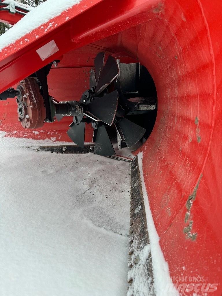 Varila Steel TR 270 Lançadores de neve