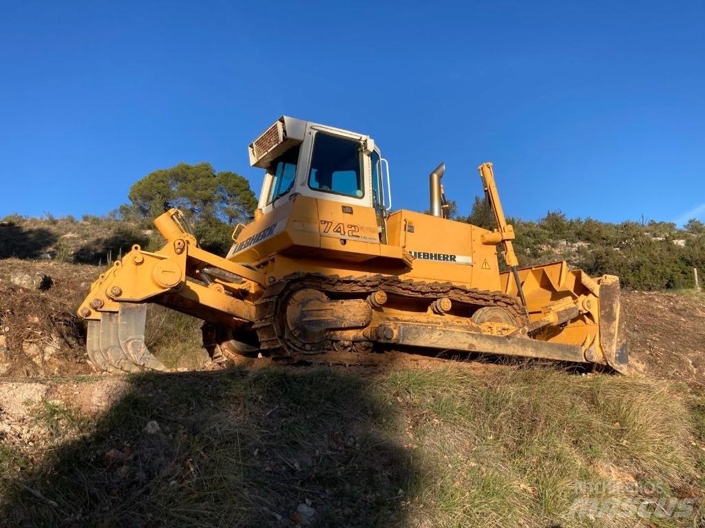 Liebherr PR 742 Dozers - Tratores rastos