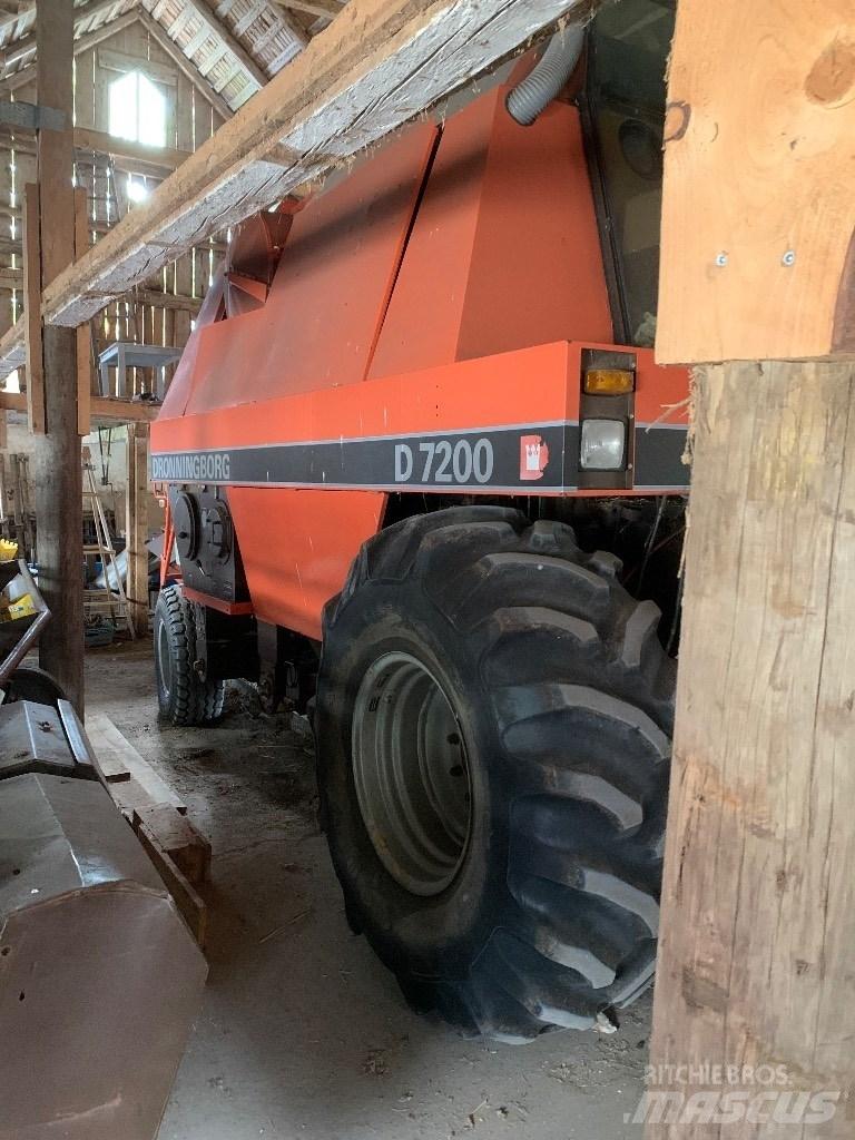 Dronningborg 7200 Ceifeiras debulhadoras