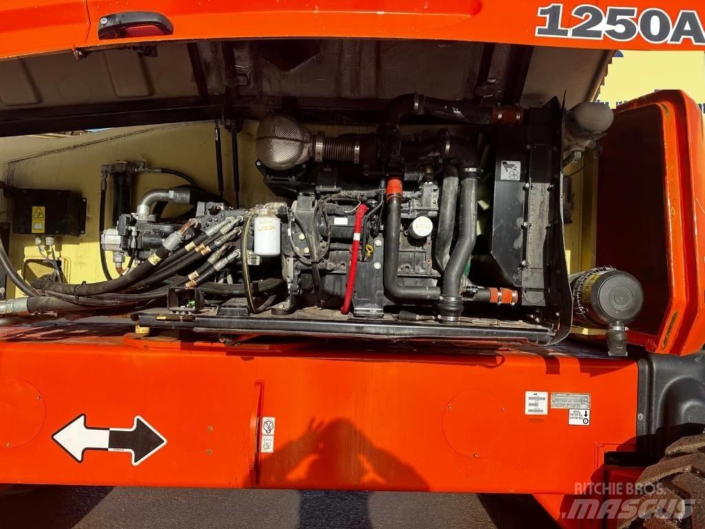 JLG 1250 AJP Elevadores braços articulados