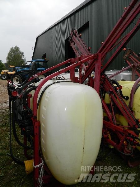 Hardi 900 Pulverizadores rebocados