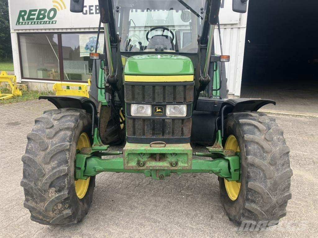 John Deere 6110 SE Tratores Agrícolas usados