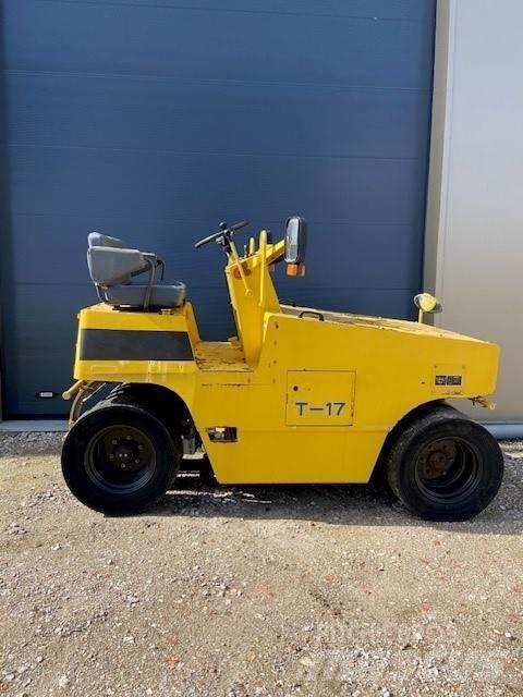 Sakai TS 160 Cilindros Compactadores de pneus