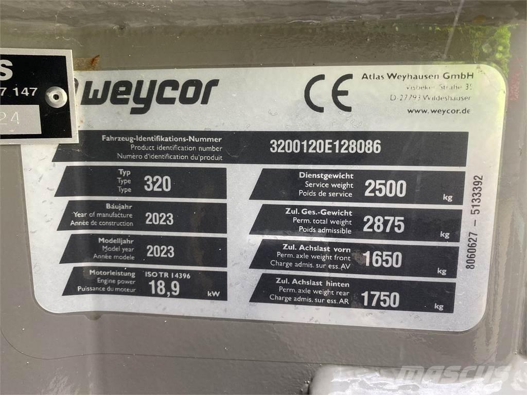 Weycor AR320 Cab Carregadora multifunções