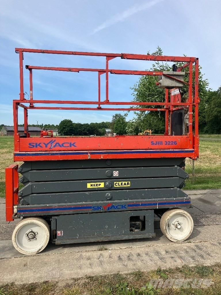 SkyJack 3226 Elevadores de tesoura