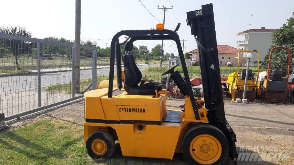 CAT V 50 Empilhadores Diesel