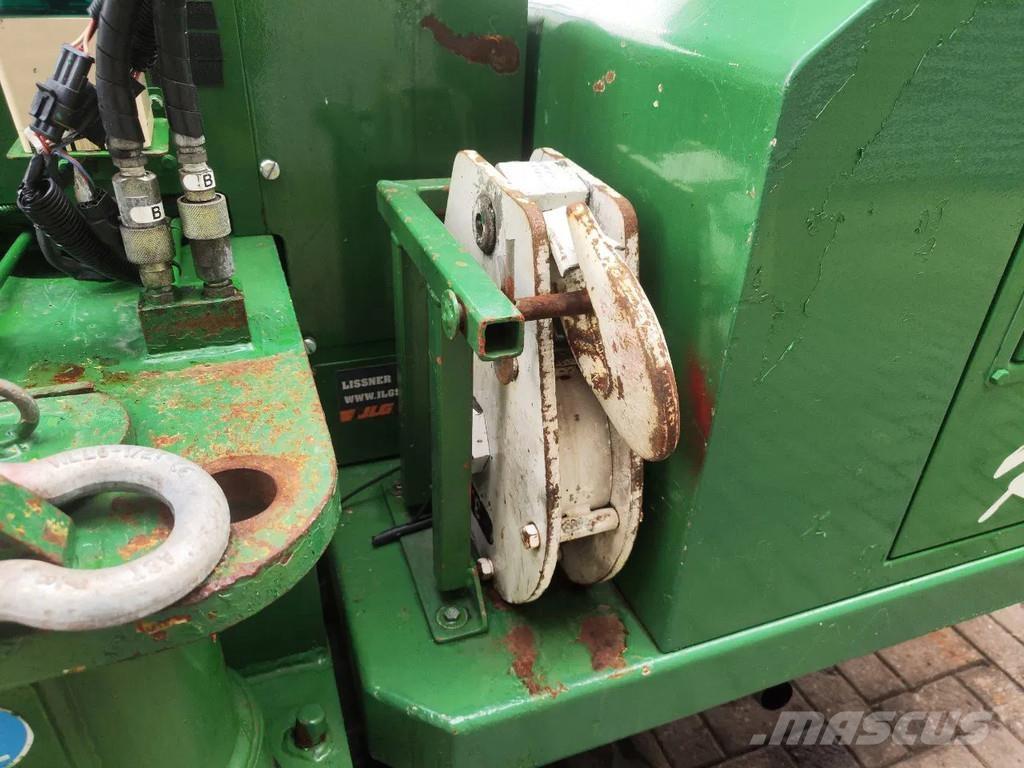 Unic URW 706 CDE Gruas de rastos