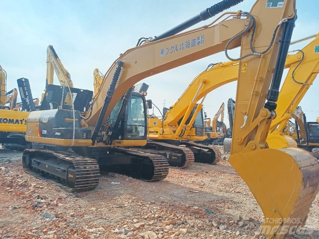 CAT 320D2 Escavadoras Midi 7t - 12t