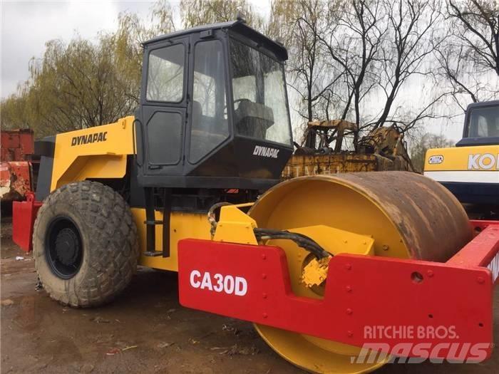 Dynapac CA 30 D Cilindros Compactadores monocilíndricos
