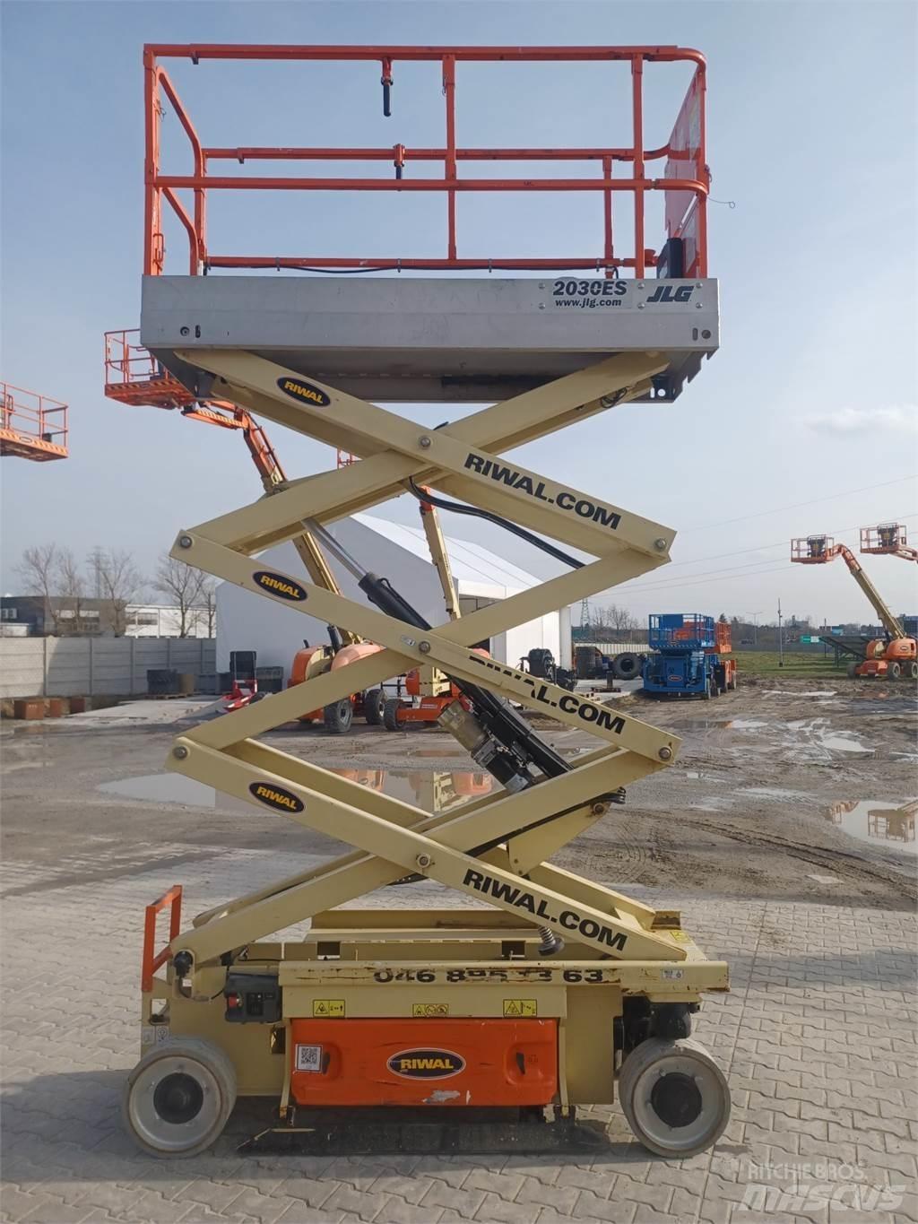 JLG 2030ES Elevadores de tesoura
