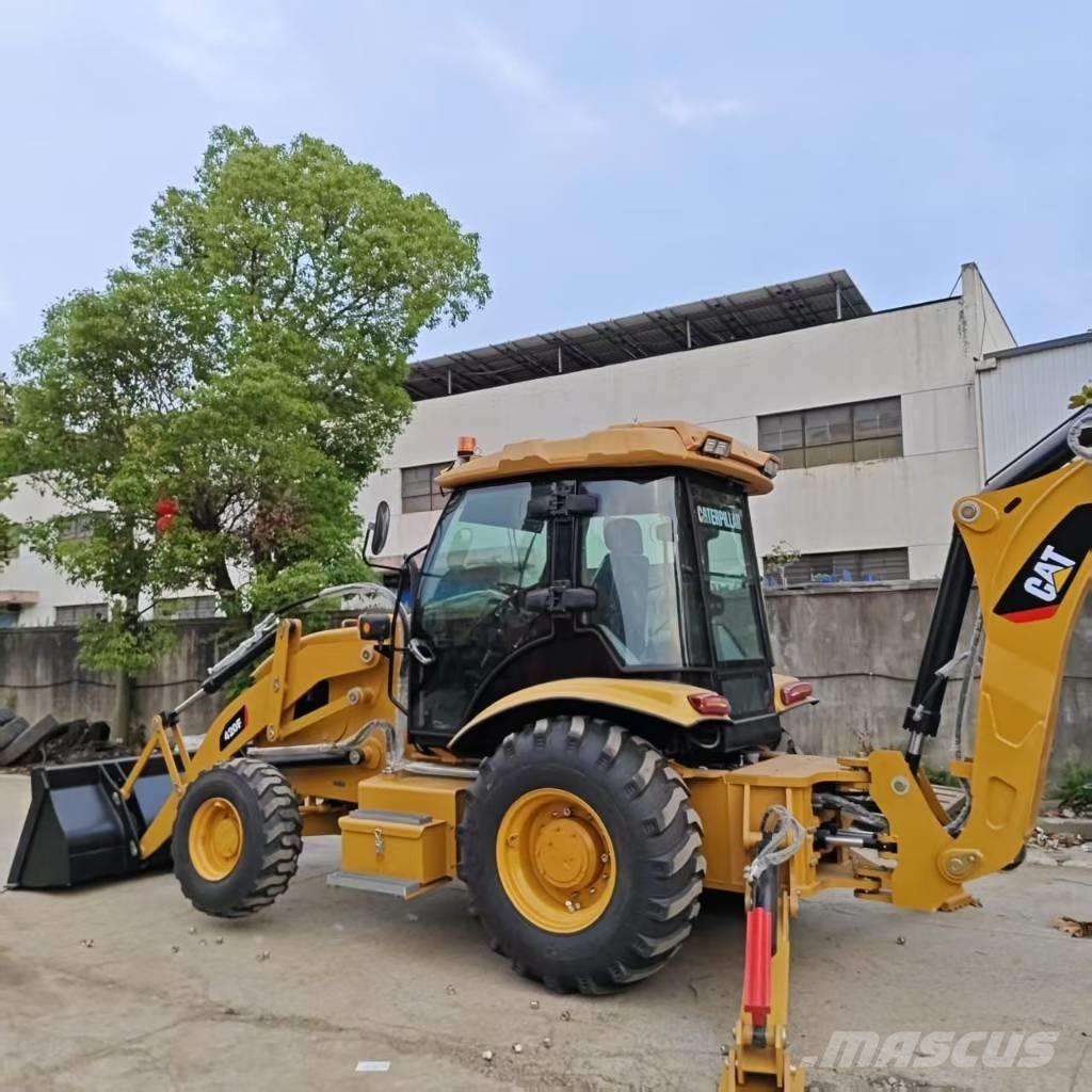 CAT 420 F Retroescavadeiras