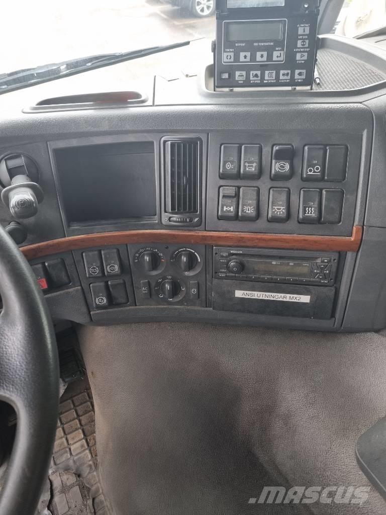 Volvo FM 410 -2013 Caminhões caixa temperatura controlada