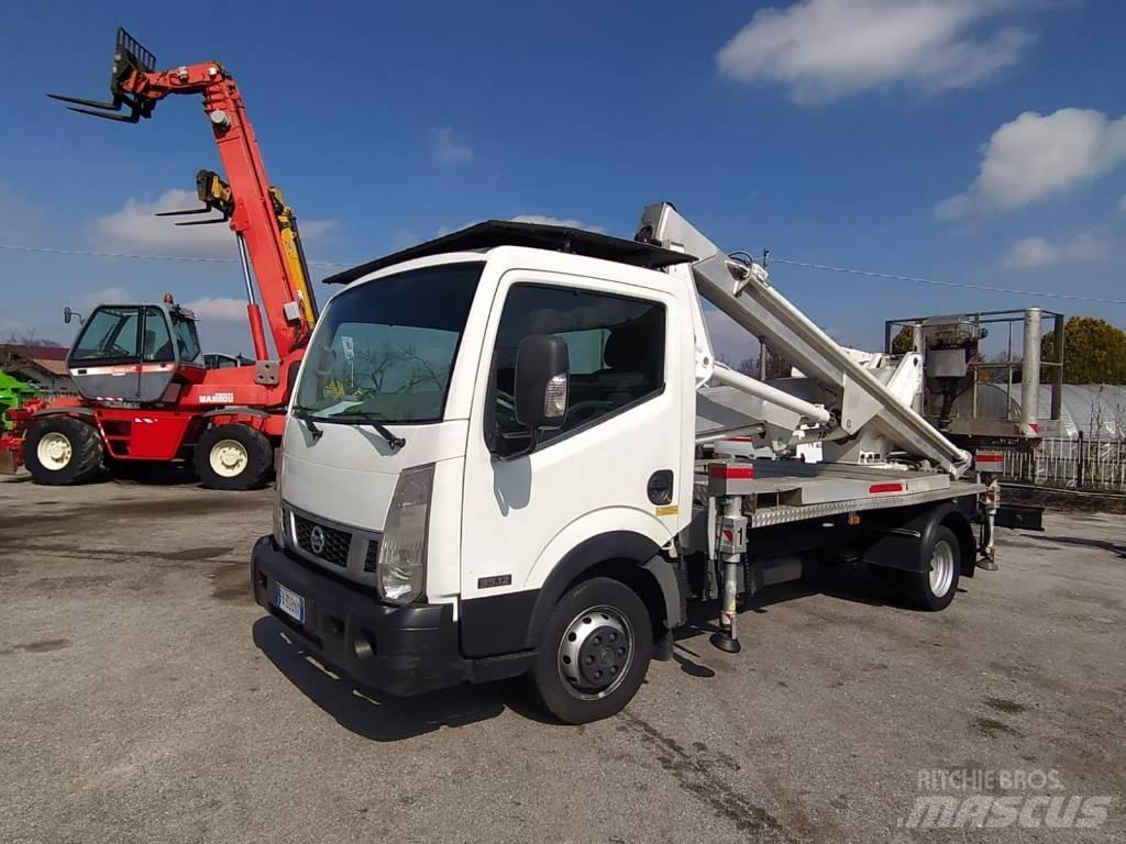 Multitel HX200 Plataformas aéreas montadas em camião