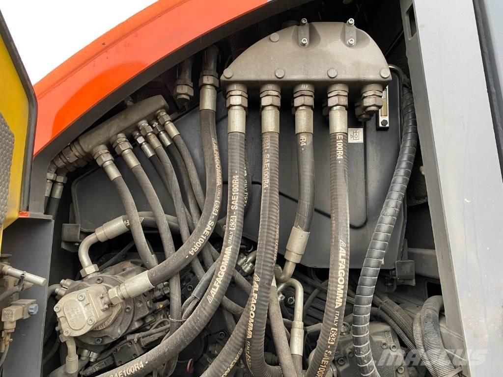 Bomag BMF 2500 S Espalhadoras de asfalto