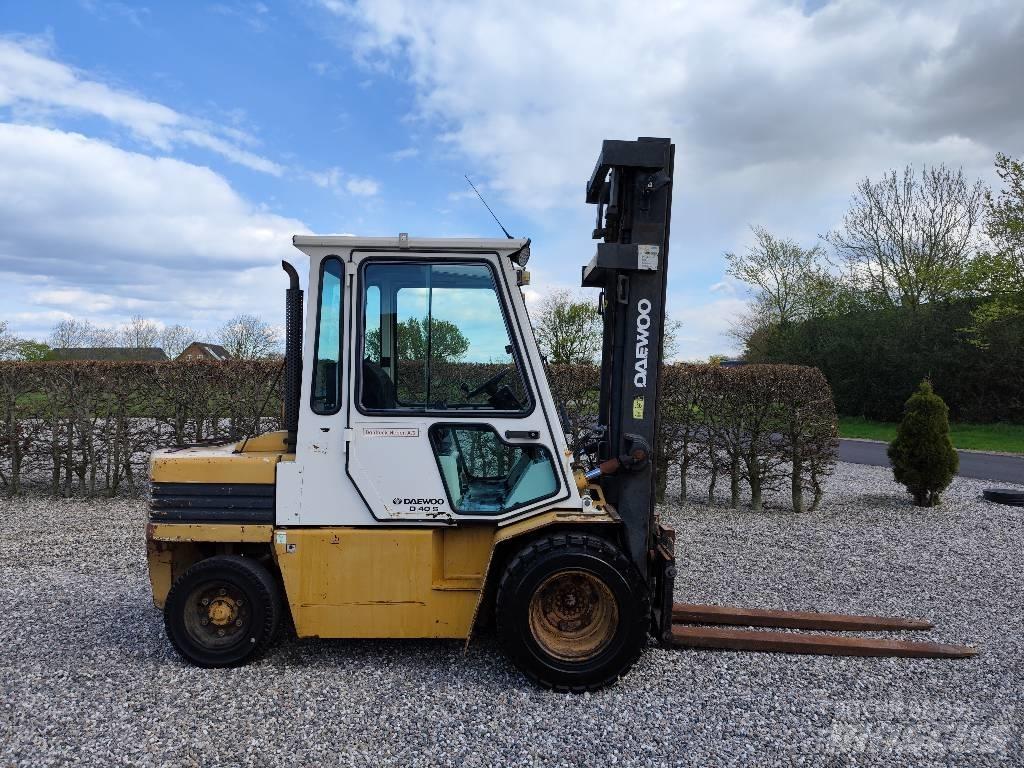 Daewoo D 40 S Empilhadores Diesel