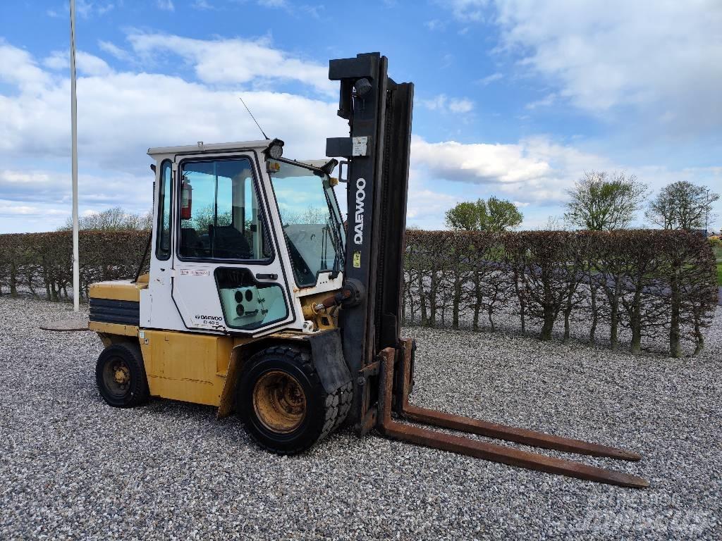 Daewoo D 40 S Empilhadores Diesel