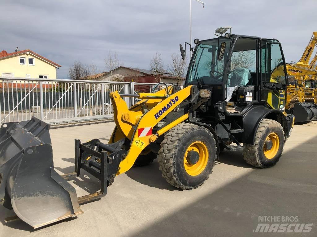 Komatsu WA80M-8 Mini carregadoras