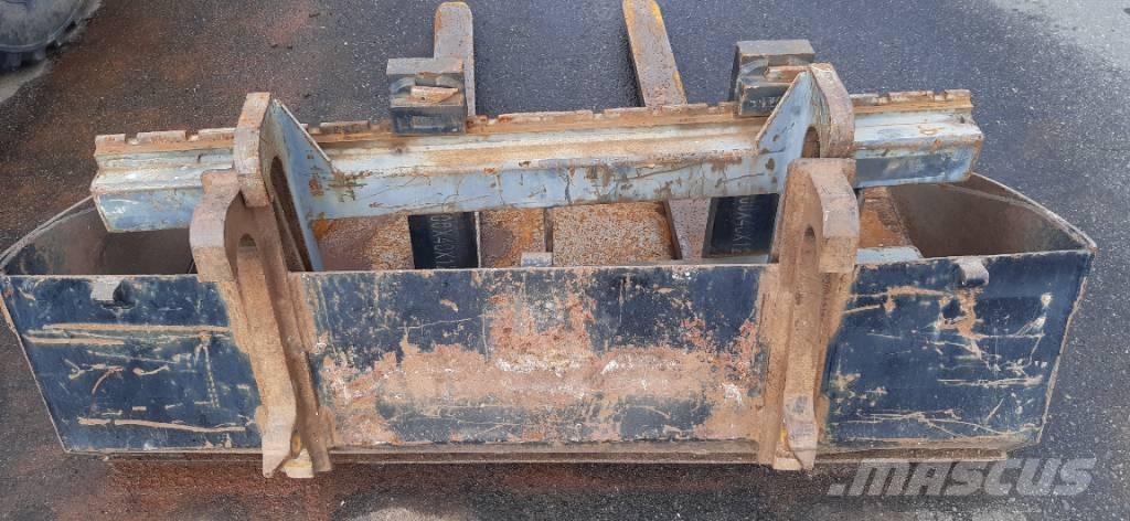 Wiedemann 1380 Minicarregadeiras