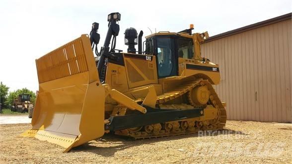 CAT D8T Dozers - Tratores rastos